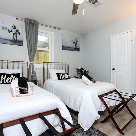 West End Bungalow Perfect To Work, Play, & Escape アトランタ エクステリア 写真