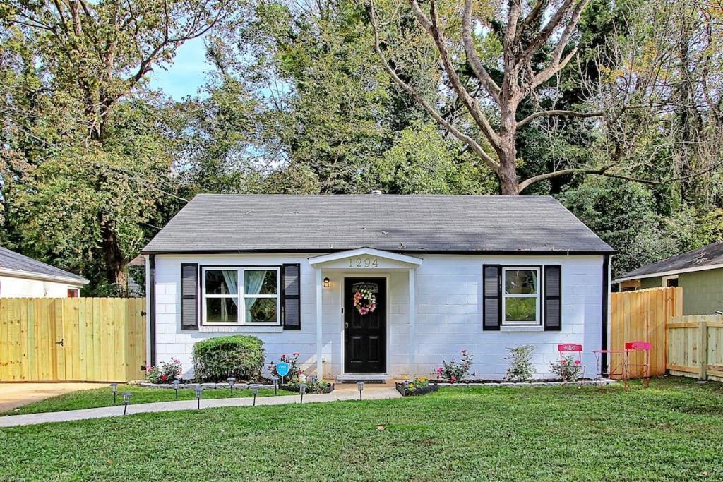 West End Bungalow Perfect To Work, Play, & Escape アトランタ エクステリア 写真