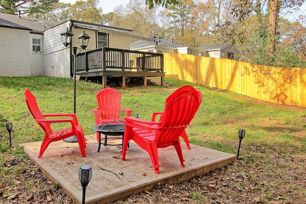 West End Bungalow Perfect To Work, Play, & Escape アトランタ エクステリア 写真